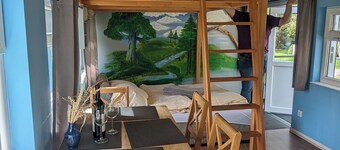 Spend the night in a railroad carriage - nostalgia & comfort in Thuringia