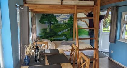 Spend the night in a railroad carriage - nostalgia & comfort in Thuringia