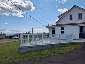 Exterior - Harbourview House -A classic East Coast home and close to Pondville Beach (Arichat)