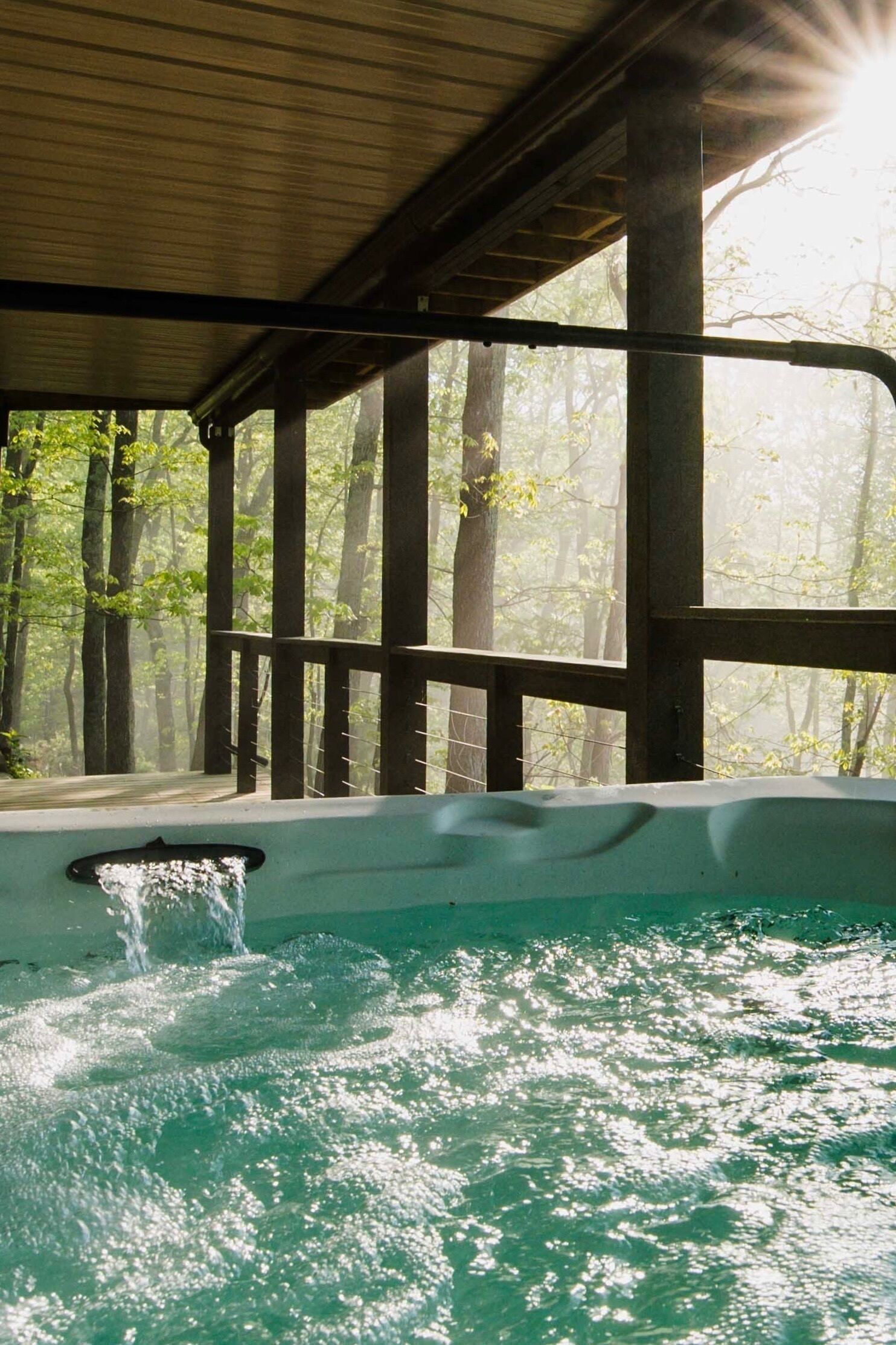 Outdoor spa tub