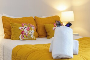 5 bedrooms, iron/ironing board, free WiFi, bed sheets - Spacious Disney/Golf Villa, Highlands Reserve Davenport, Large 5-bedroom villa (Davenport)