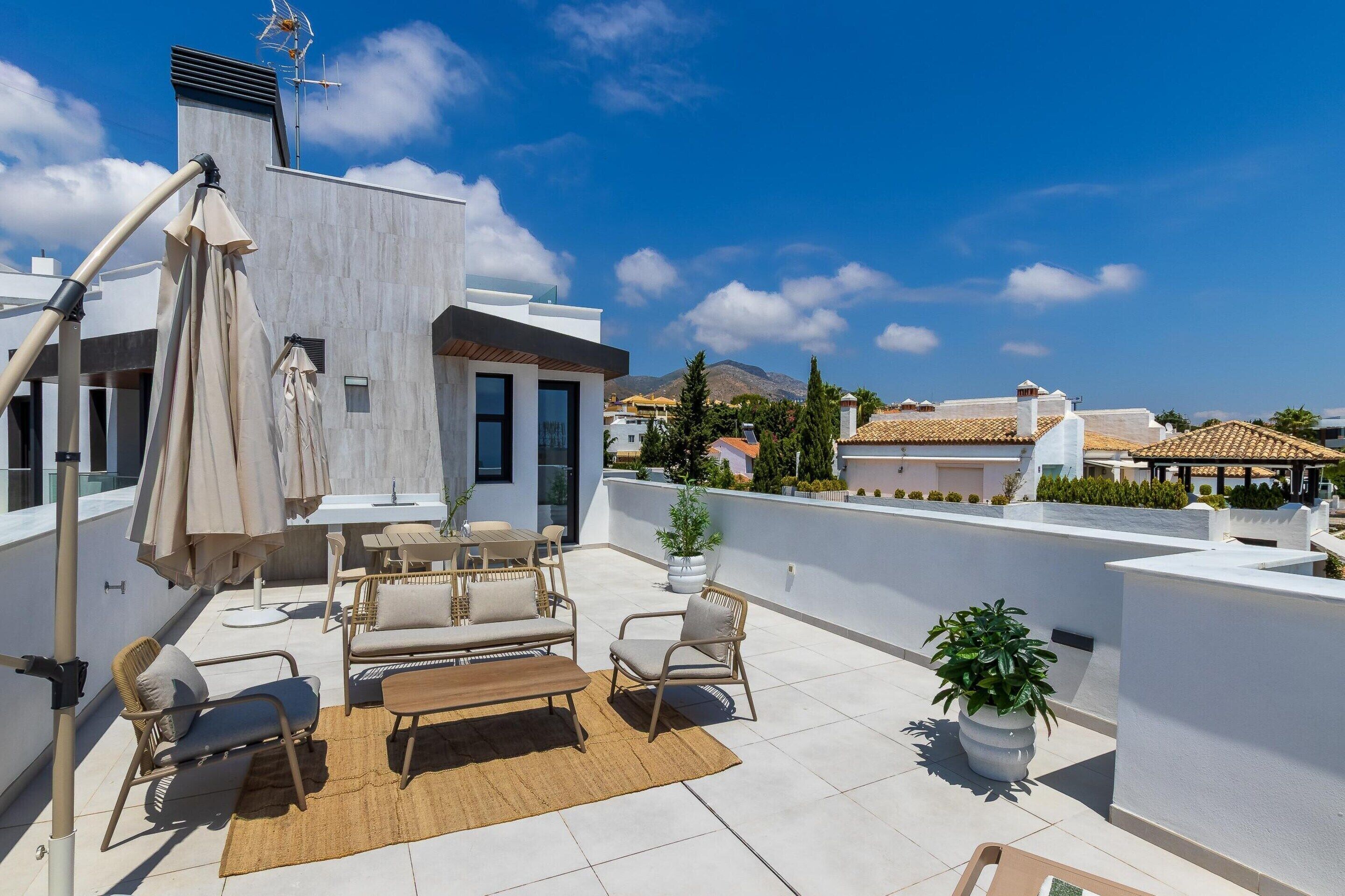 อพาร์  ทเมนท์ | ลานระเบียง/นอกชาน