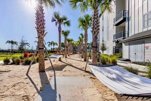 Property grounds - Luxury 1BR w/ Balcony | Near Disney • Washer/Dryer (Kissimmee)