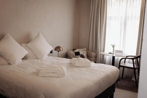 Standard Double Room, Garden View | Blackout curtains, free WiFi - Guesthouse Just Be Mine (Beringen)