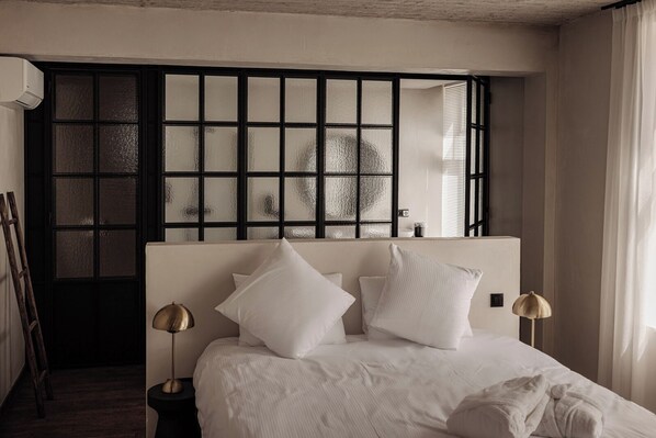 Superior Room, Garden View | Blackout drapes, free WiFi