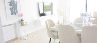 Luxury 3bedrooms apartment in Gammarth Touristique with Pool 3 Mnts beach access