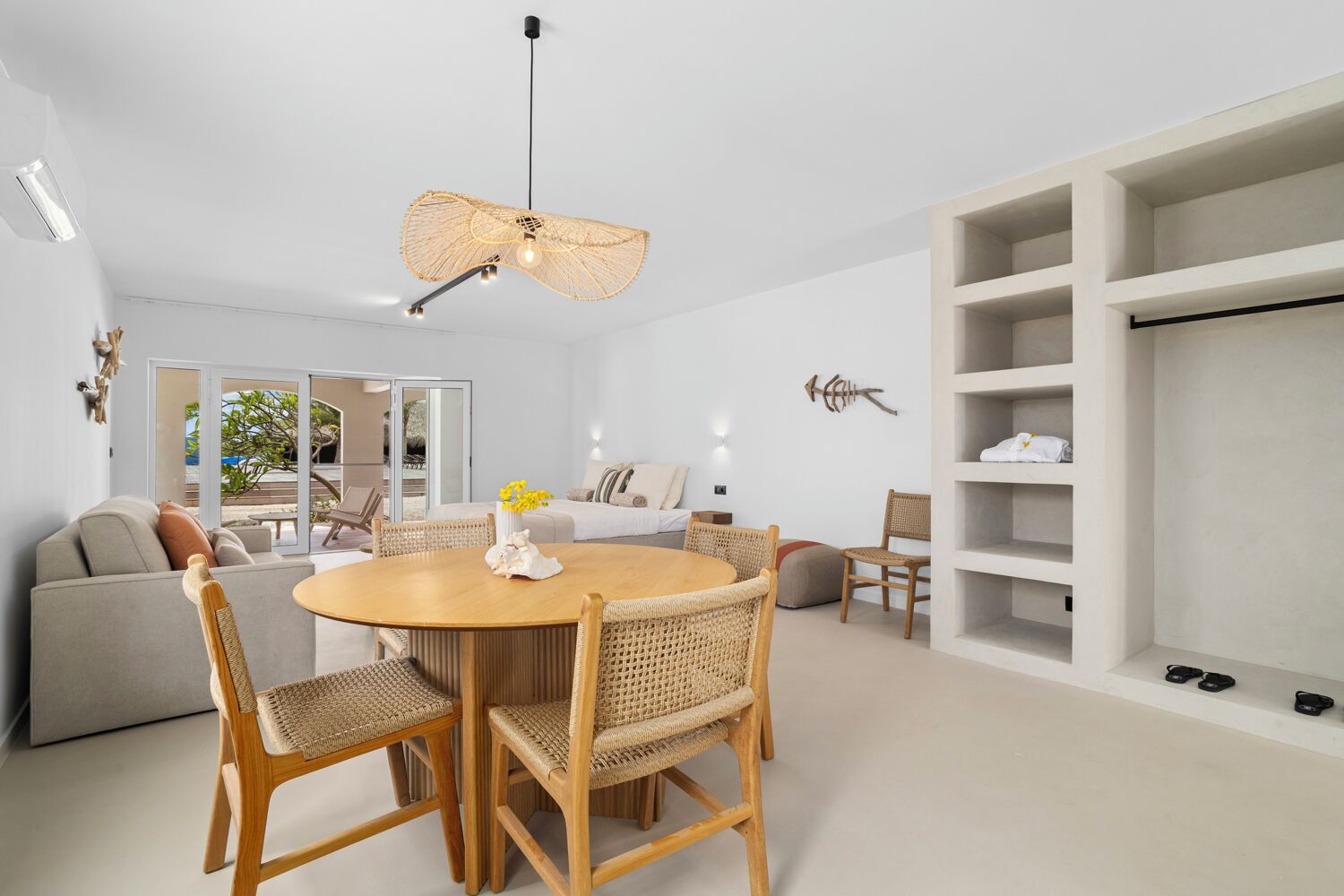 Comfort Studio, Sea View | In-room dining