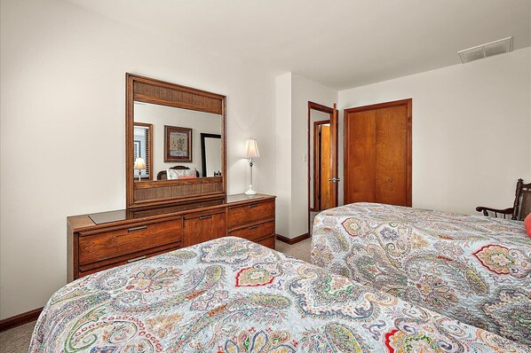 3 bedrooms, WiFi, bed sheets