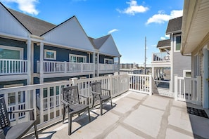 Terrace/patio - Three Bedroom Oceanside Condo Steps from Beach (Ocean City)