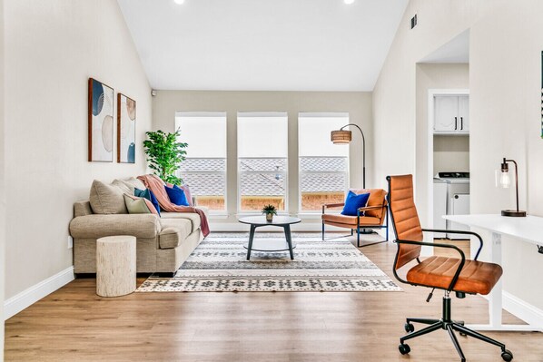 Smart TV, fireplace, video games