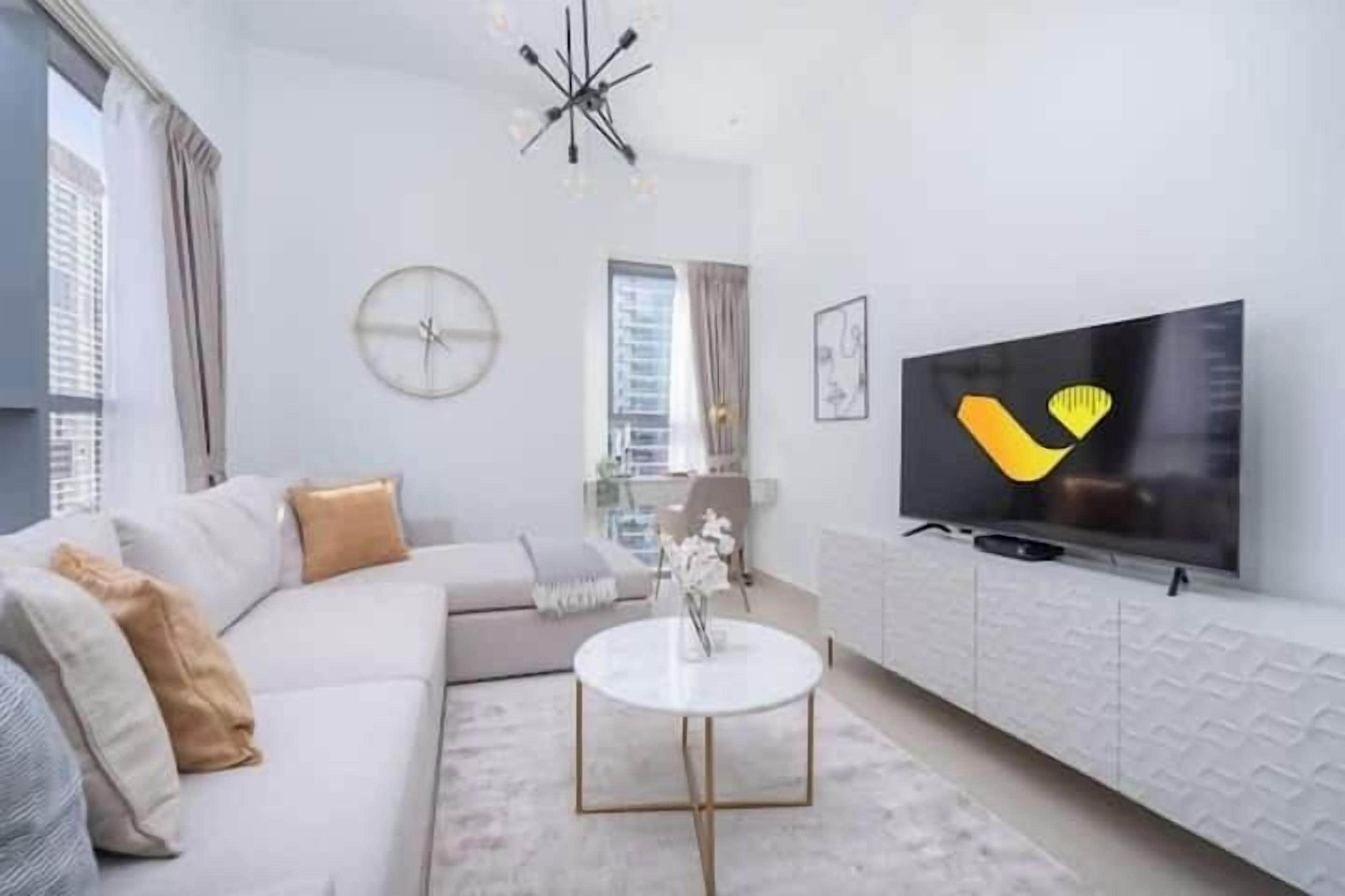 Apartemen Mewah, pemandangan kanal | Area keluarga | Smart TV 65-inci dengan saluran TV kabel