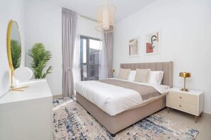 Apartemen Mewah, pemandangan kanal | Wi-Fi gratis dan seprai linen