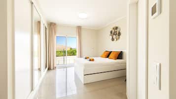 3 Schlafzimmer, Bügeleisen/Bügelbrett, kostenloses WLAN, Bettwäsche