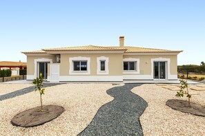 Exterior - Cozy retreat with pool in Portimão (Portimão)