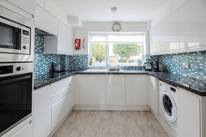 Fridge, microwave, oven, dishwasher