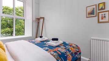 2 bedrooms, iron/ironing board, travel crib, free WiFi