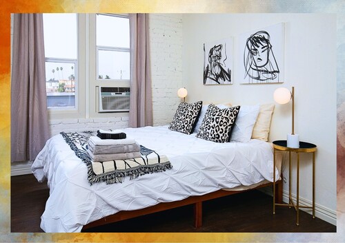 Brick & Breeze: Your Stylish Near DTLA Hideaway!