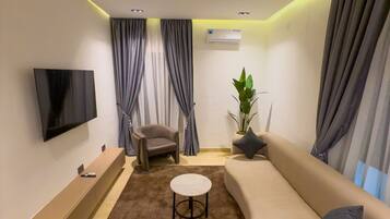 Soundproofing, free WiFi