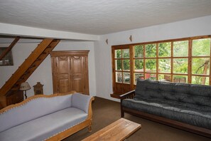 Living area - Casa Tero - Nice 2-bedroom house in San Carlos de Bariloche (San Carlos de Bariloche)