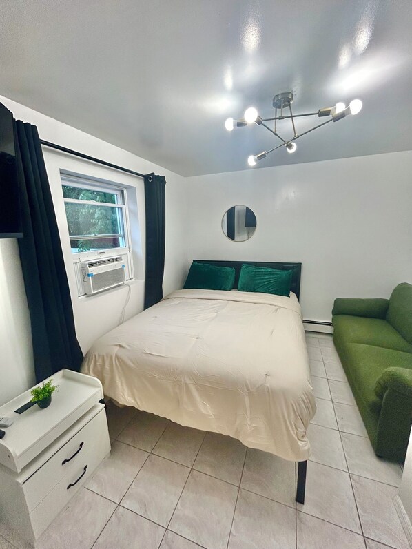 3 chambres, fer et planche à repasser, Wi-Fi, literie fournie