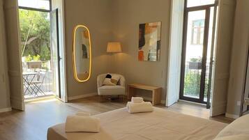 2 bedrooms, desk, iron/ironing board, free WiFi