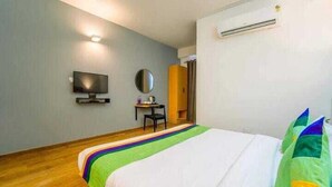 Unclassified image, 5 of 8, button - Hotel Krishna Deluxe (Sohawal)