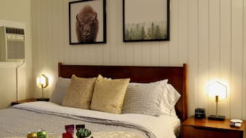 1 habitación, tabla de planchar con plancha, wifi gratis y ropa de cama