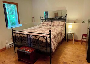 5 bedrooms, WiFi, bed sheets