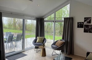 Chalet | Ruang keluarga