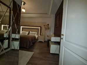 2 Schlafzimmer, Bügeleisen/Bügelbrett, WLAN, Bettwäsche