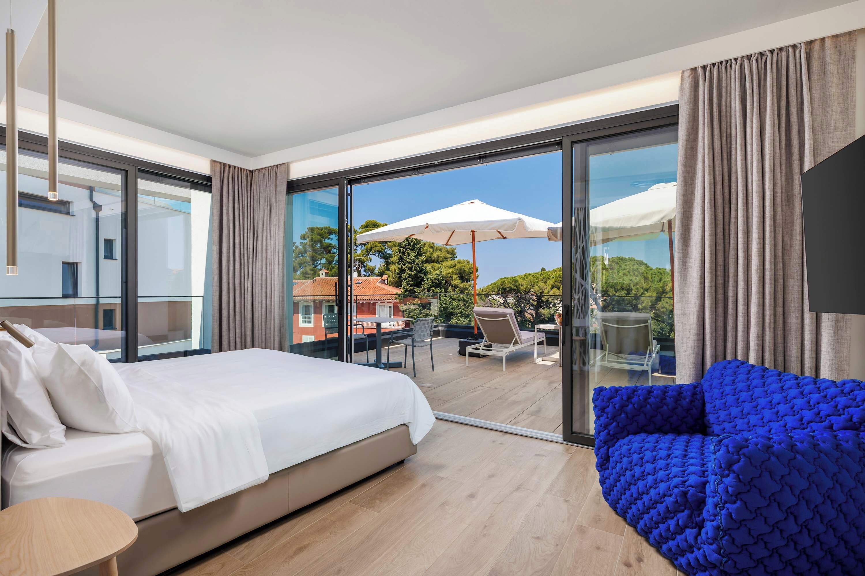 5 chambres, bureau, fer et planche à repasser, Wi-Fi