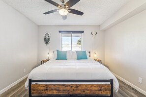 1 室のベッドルーム、アイロン / アイロン台、WiFi、ベッドシーツ