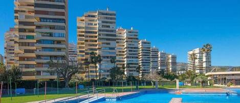 Apartment | Pool | Outdoor pool