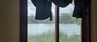 River Front Cabin on the Kenai River