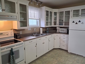 Microwave, oven, stovetop