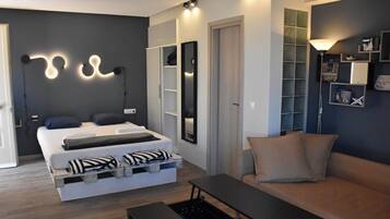 1 slaapkamer, een bureau, een strijkplank/strijkijzer, gratis wifi