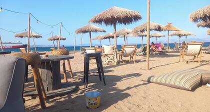 Cozy studio 50m from the beach of Rafina & 700m from the port