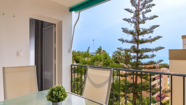 Unclassified image, 1 of 17, button - Apartment With Terrace Near the Sea (Torremolinos)