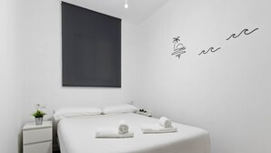 Unclassified image, 4 of 17, button - Apartment With Terrace Near the Sea (Torremolinos)