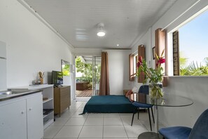 Bügeleisen/Bügelbrett, kostenloses WLAN, Bettwäsche