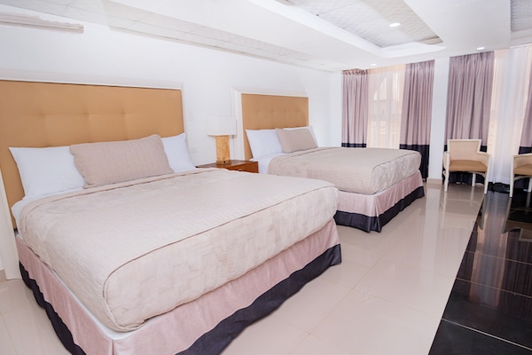 Superior Double Room, Non Smoking, Housekeeping | Laptop workspace, free WiFi