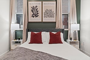 1 bedroom, desk, iron/ironing board, travel cot - LUXE 1BR Philly Near CHOP | 15 Min to FIFA 2026 (Philadelphia)