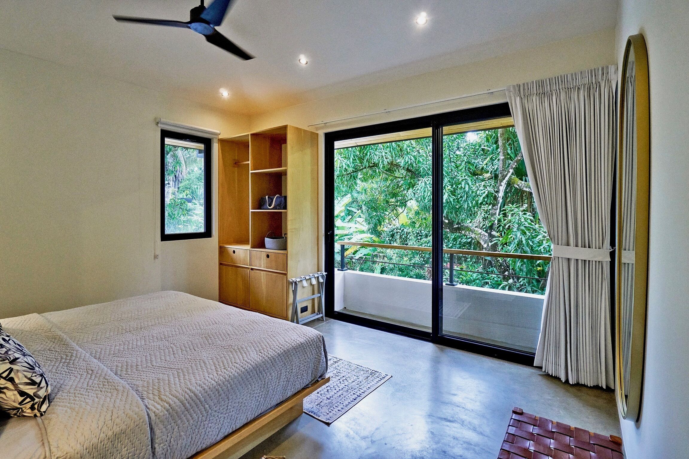 3 quartos, Wi-Fi de cortesia, roupa de cama