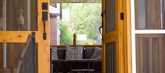 Sunny Midtown Home in Memphis, TN
