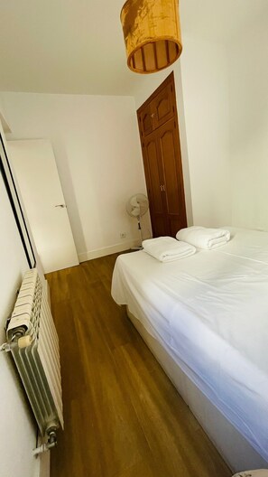 2 Schlafzimmer, Bügeleisen/Bügelbrett, WLAN, Bettwäsche