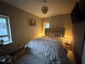 1 chambre, fer et planche à repasser, Wi-Fi gratuit, draps fournis