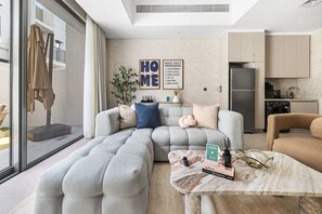 Smart-TV, Videospiele, Bücher