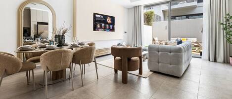 Smart-TV, Videospiele, Bücher