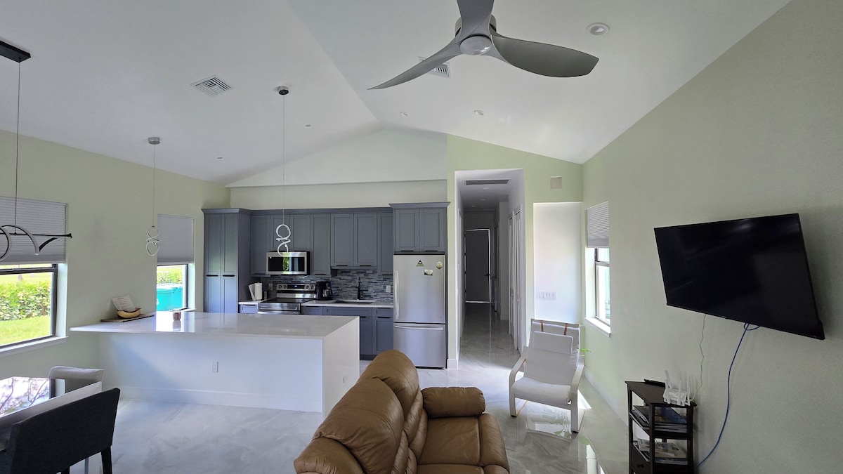 Photo 21 of Relaxing 2-Bedroom Retreat in Secluded area, Lush Surroundings