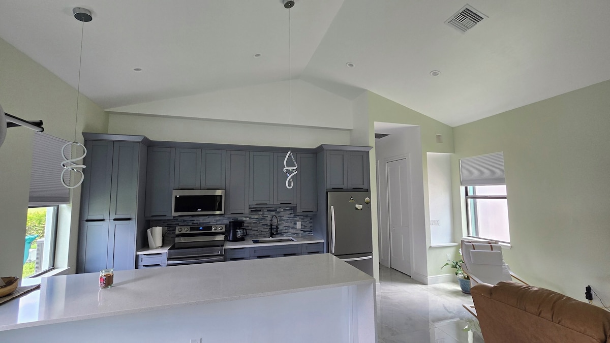 Photo 22 of Relaxing 2-Bedroom Retreat in Secluded area, Lush Surroundings